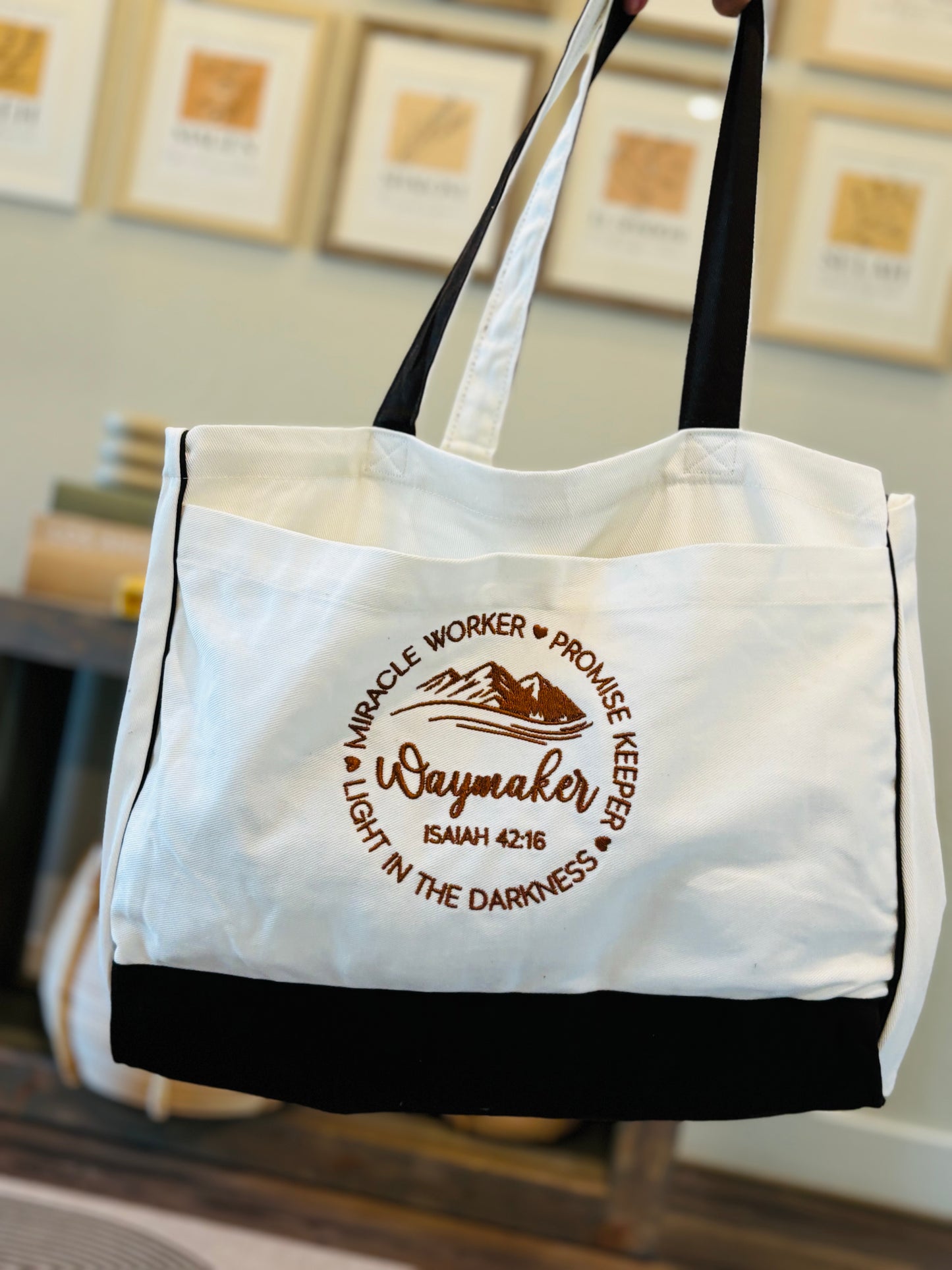 WAYMAKER TOTE BAG