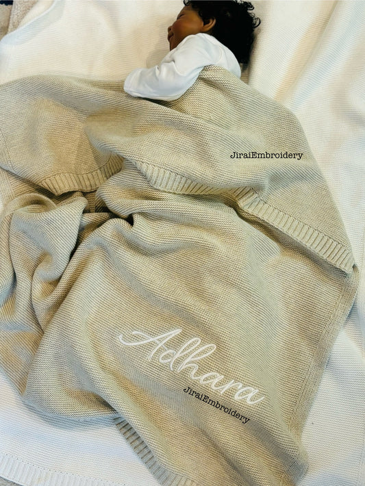 Personalized Embroidered Knit Blanket (Regular)